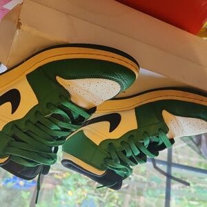 Jordan Air Jordan 1 High Top Green